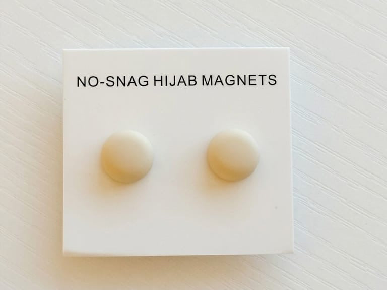 Cream White Hijab Magnets