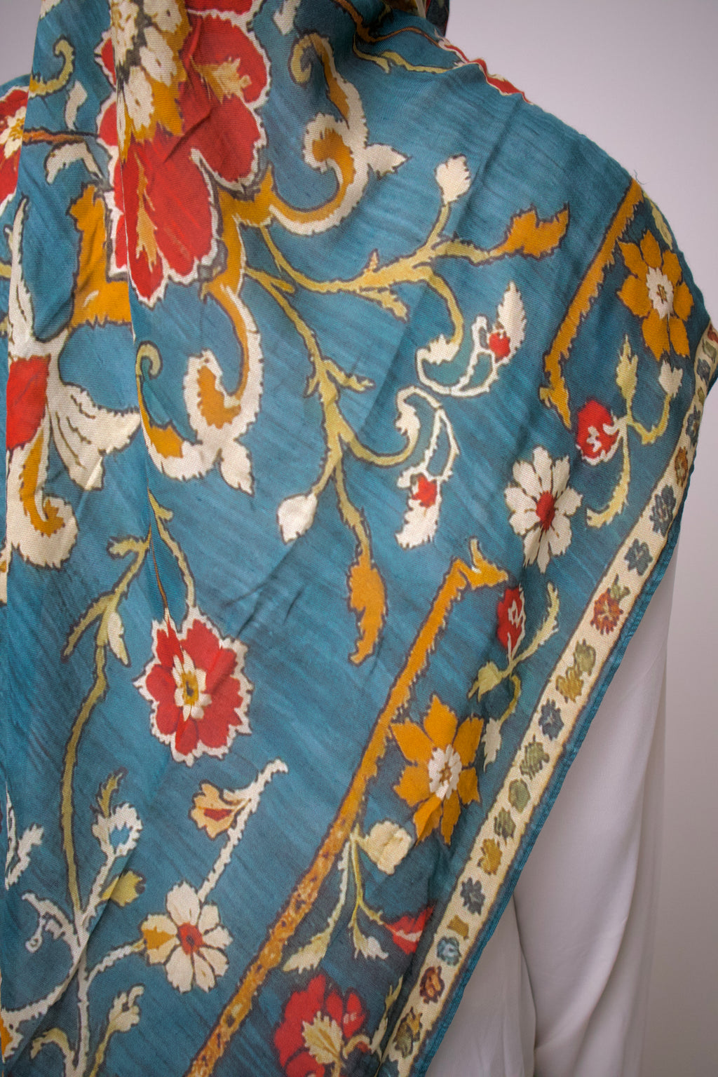 Blue Floral Modal