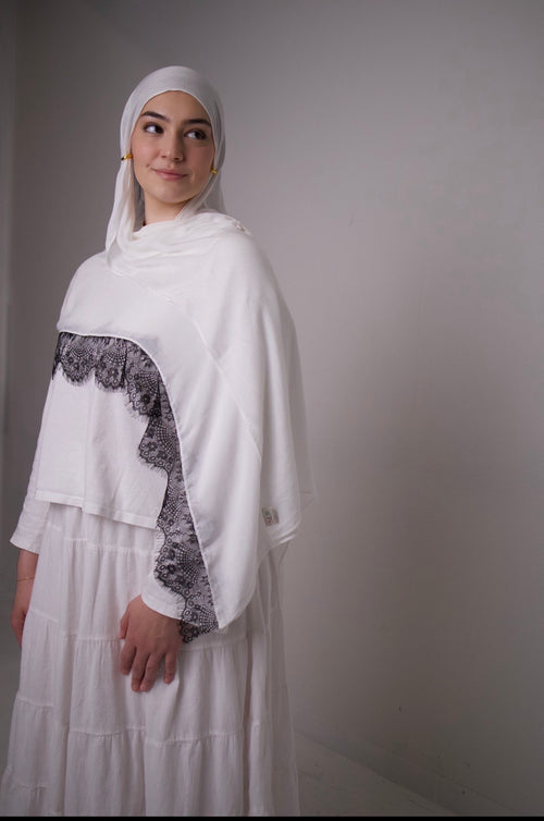 Black Lace Hijab