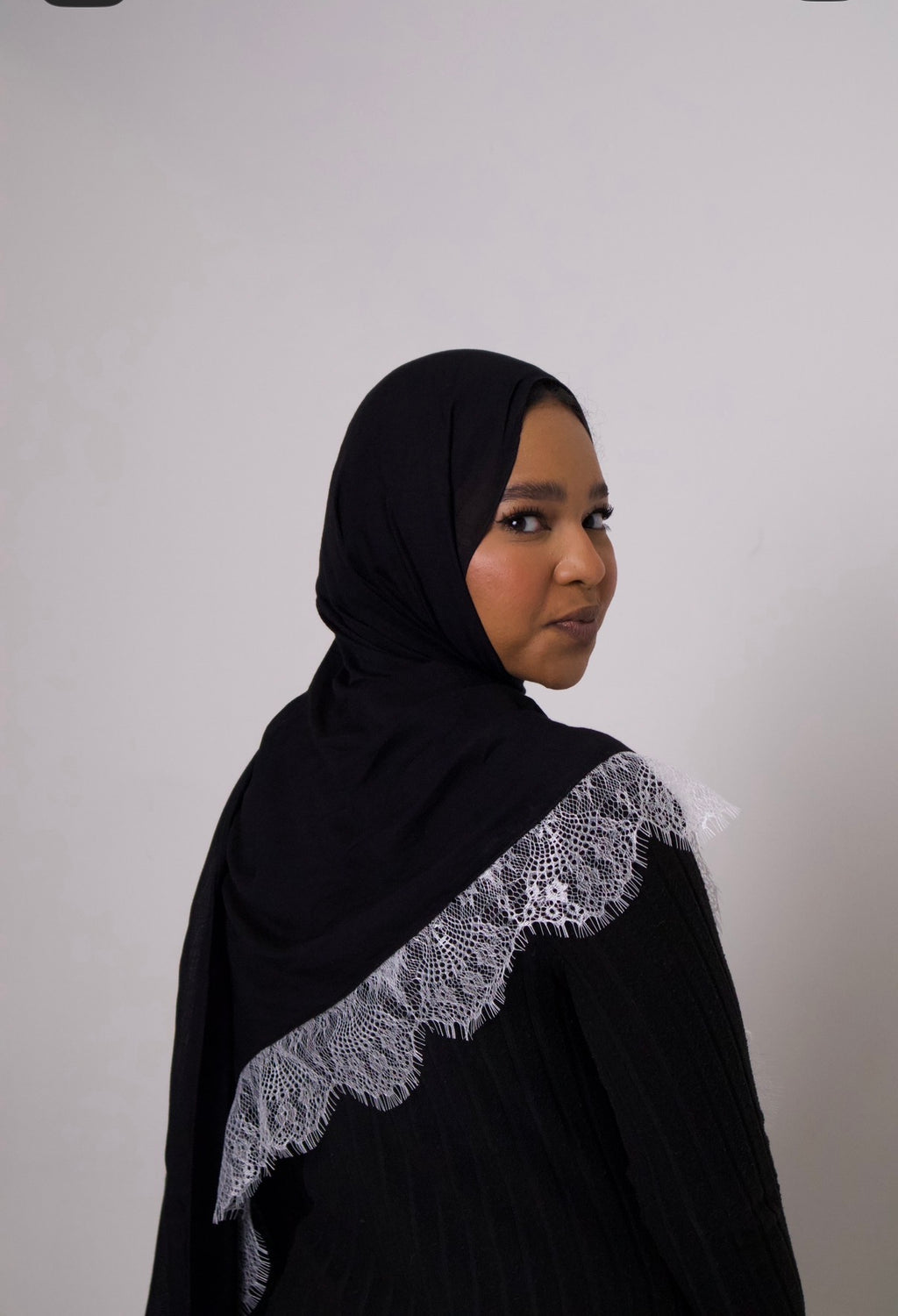 White Lace Hijab