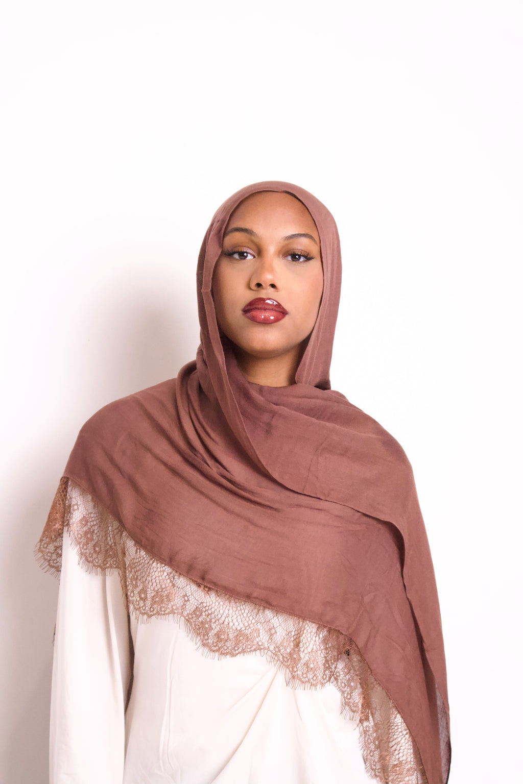 Brown Lace Modal